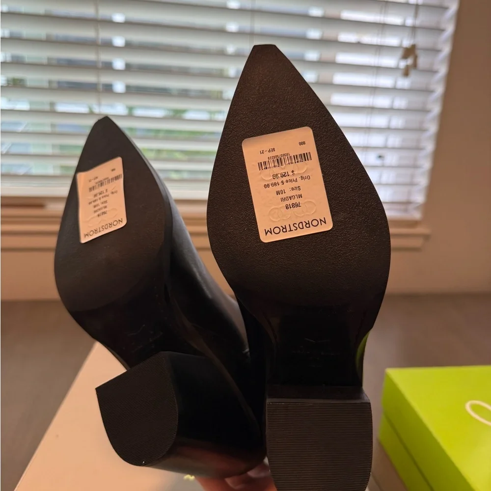 Marc Fisher Gadri Black Ankle Booties Sz 10 - Picture 3 of 7